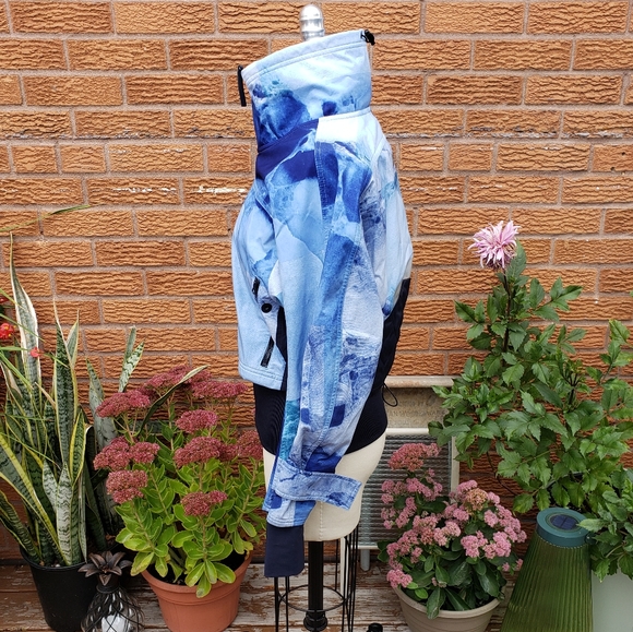 STELLA MCCARTNEY for Adidas lightweight jacket for running, jogging or everyday - Picture 6 of 12